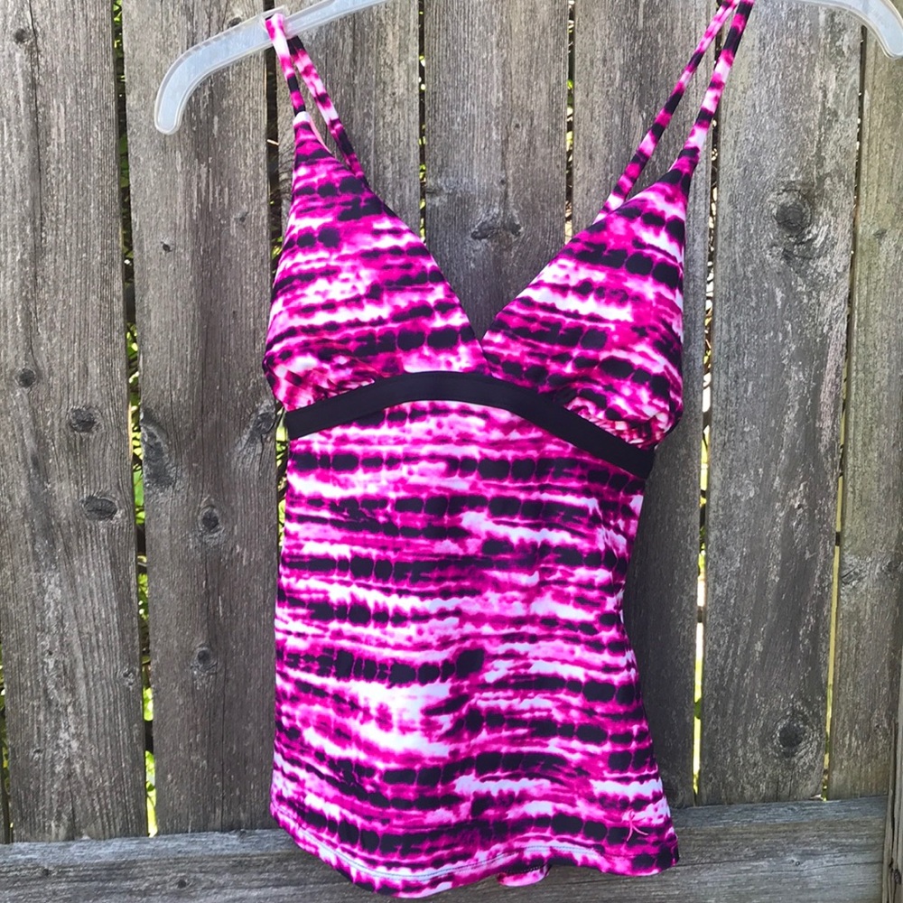 V-neck tankini bathing suit top 4/6